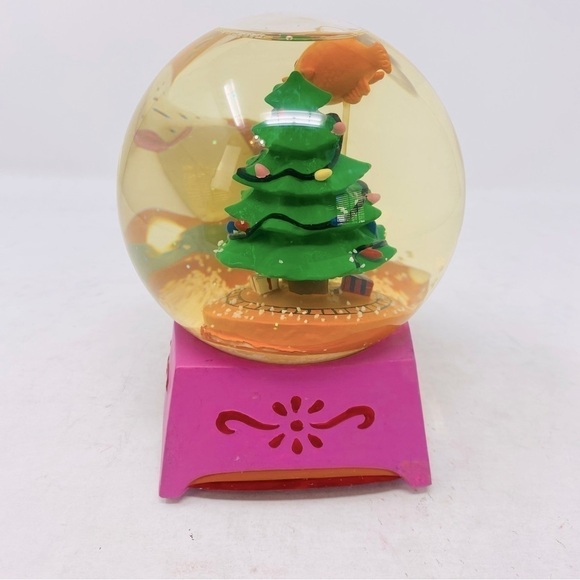Department 56 Cat On The Goldfish Bowl Musical Snow Globe 1994 - Picture 5 of 8
